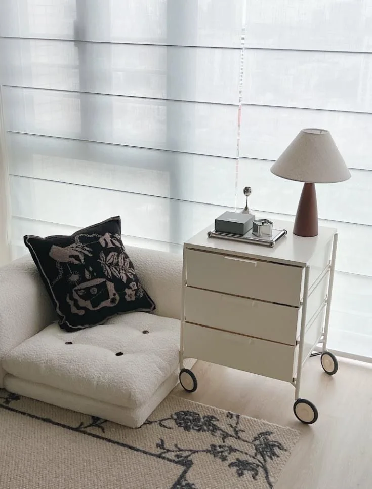 Retro Solid Wood Fabric Lamp
