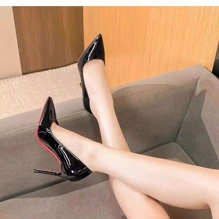 Sexy Black High Heels detail