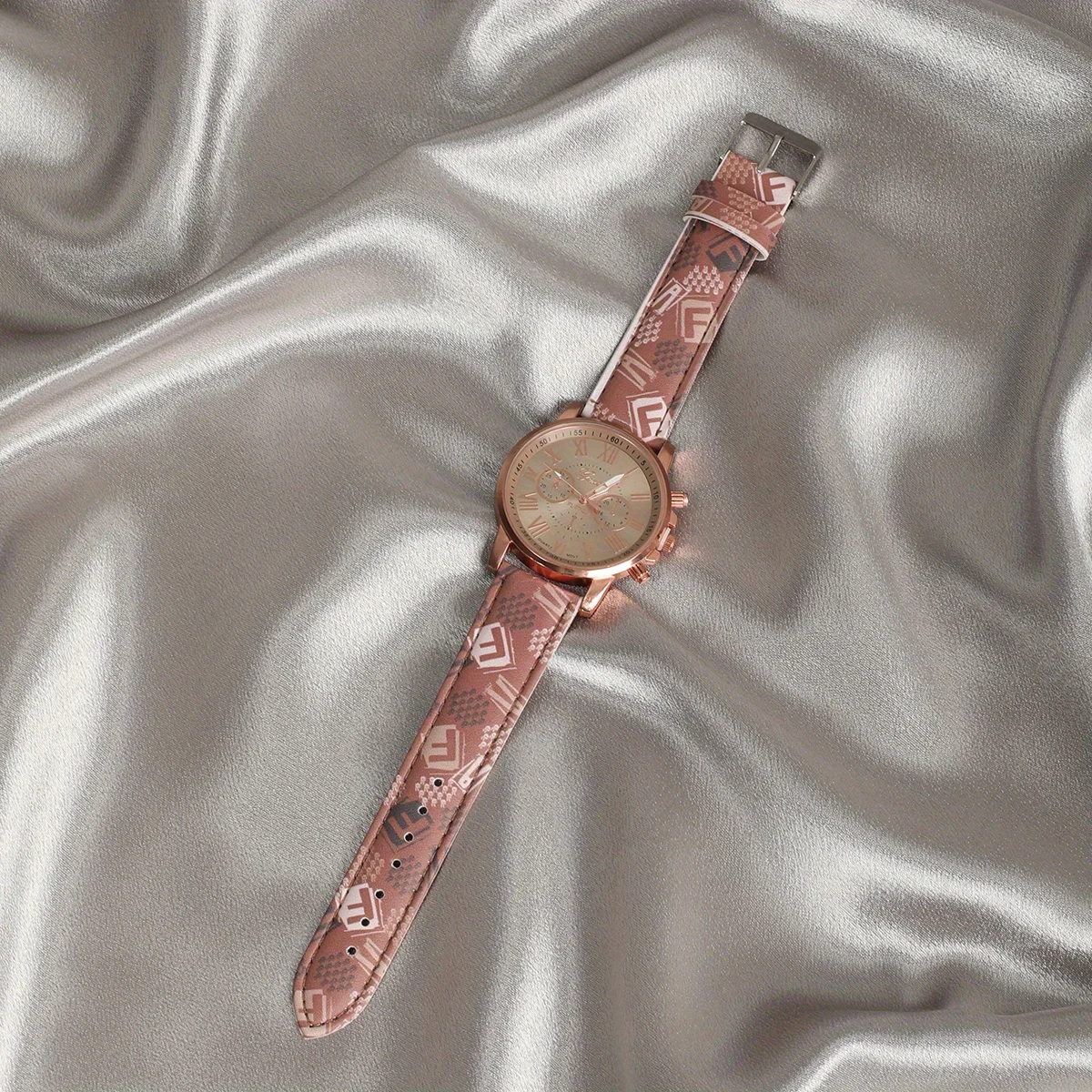 Women's Colorful Series Watch Countryside Cute Style Women's Watch Classic with Roman Scale Dial Quartz Watch(Box Not Included)