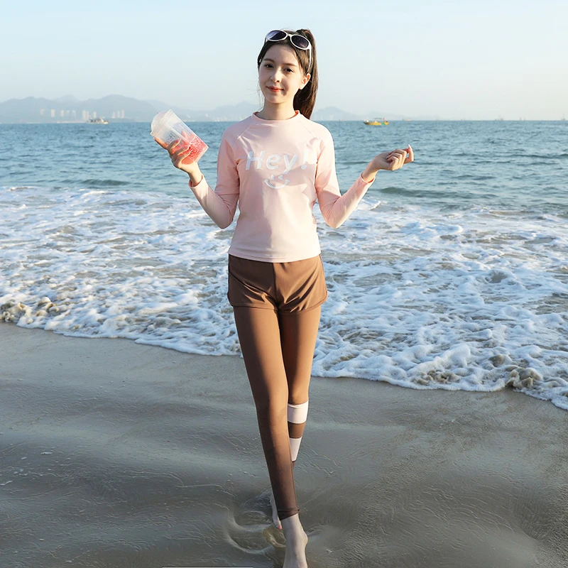 The new Korean three-piece split middle and big kids girls' diving swimsuit beach sunscreen quick-drying swimsuit is cute