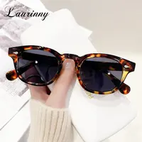 Lunettes de soleil rondes vintage effet écaille de tortue pour femmes et hommes, design de marque 2026, rétro avec rivets, verres jaunes et bleus, lunettes de soleil carrées pour femme et homme 4