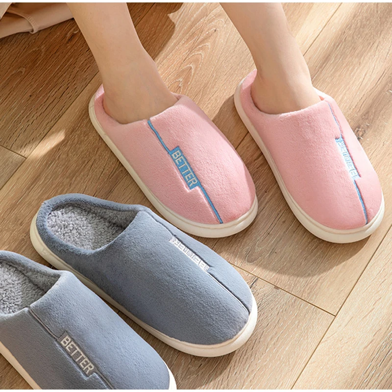 Women’s winter short plush home slippers with non-slip sole for warm and comfortable feet