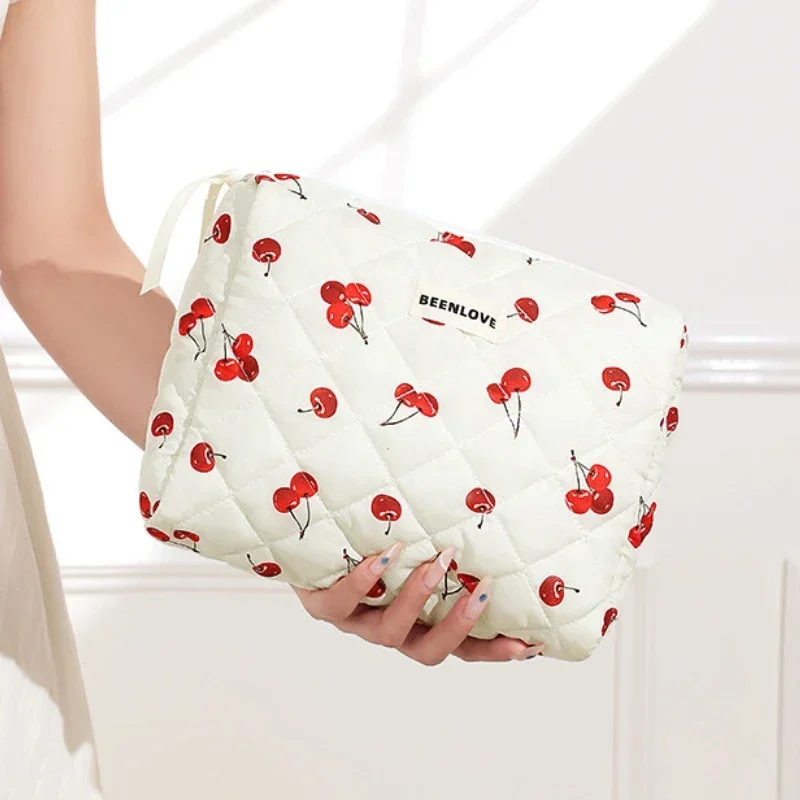 Storage Organizer Cherry Printing Makeup Bag Quilted Cosmetic Pouch Large Travel Cosmetic Bag Cute Cotton Makeup Pouch