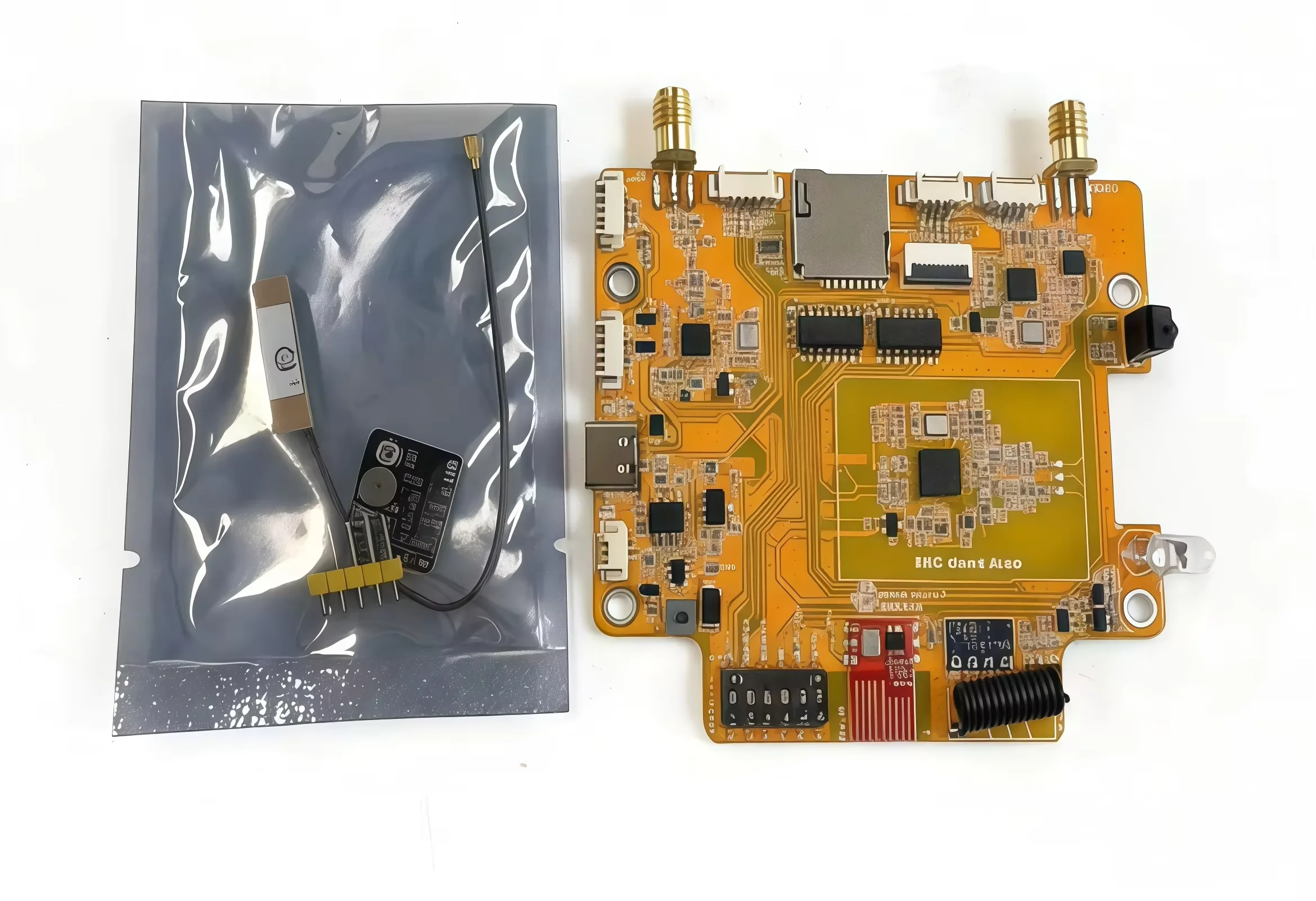 NM-RF--Hat Companion Hat CYD Bruce ESP32-2432S028용 멀티 밴드 RF TX/RX nRF24 PN532 CC1101 IR 전원 관리 433M TF 슬롯 OOK