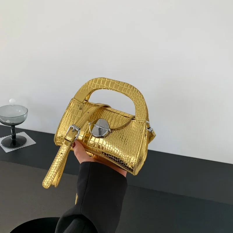 Patent Leather Small Handbags Women's 2024 New Niche Glossy Square Fashion Advanced Texture Shoulder Messenger Bag