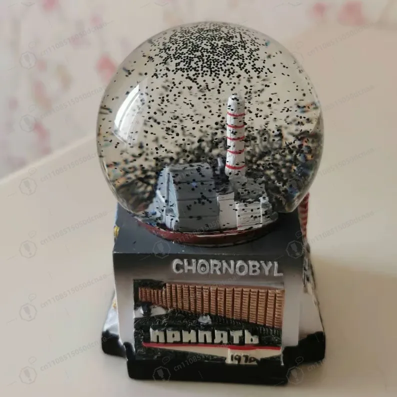 Boule à neige Tchernobyl - Réacteur et Pripyat - Souvenir unique