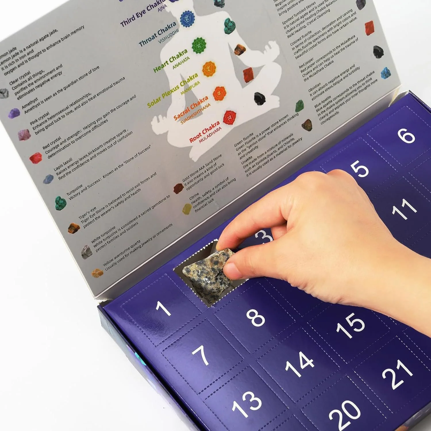 Christmas Advent Calendar Natural Crystal Gemstones Collection Box 24 Days Countdown Calendar Crystal Stone Gift Box for Kids