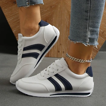 Women's Casual Lightweight Breathable Sport Shoes 2025 Spring Autumn New All-match Running Sneakers Zapatos De Mujer Tenis Jeans 1