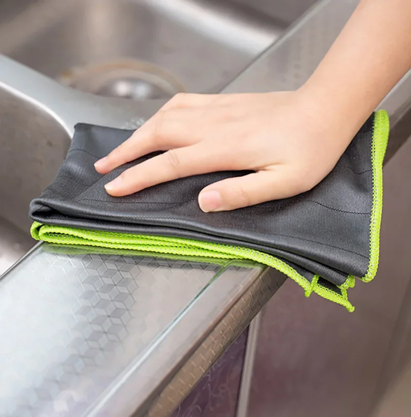 Enhanced Cleaning Cloth - Streak-Free, Reusable, Lint-Free for Glass and Window Polishing