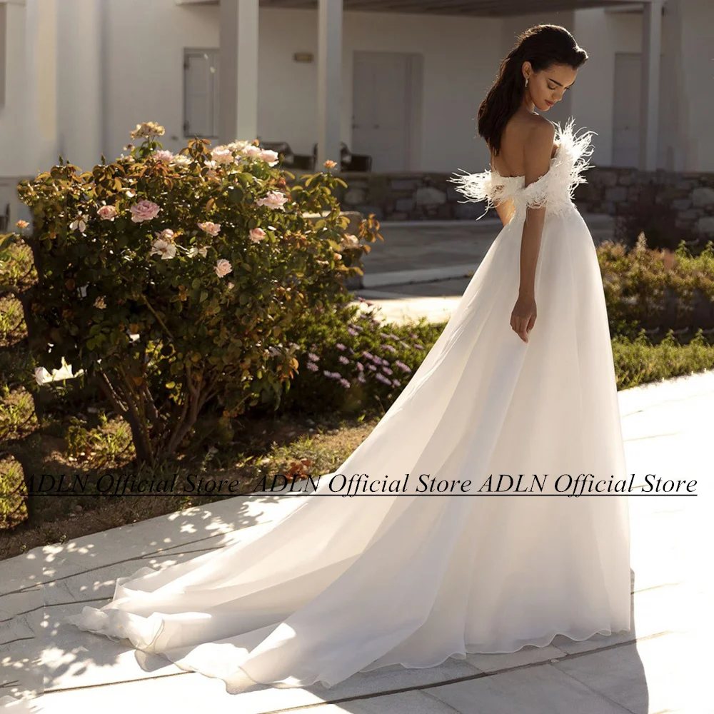 Organza Wedding Dress Feathers Customized Off Shoulder Sweetheart Sequin Applique A Line Sweep Train Women Bridal Gown Custom 5