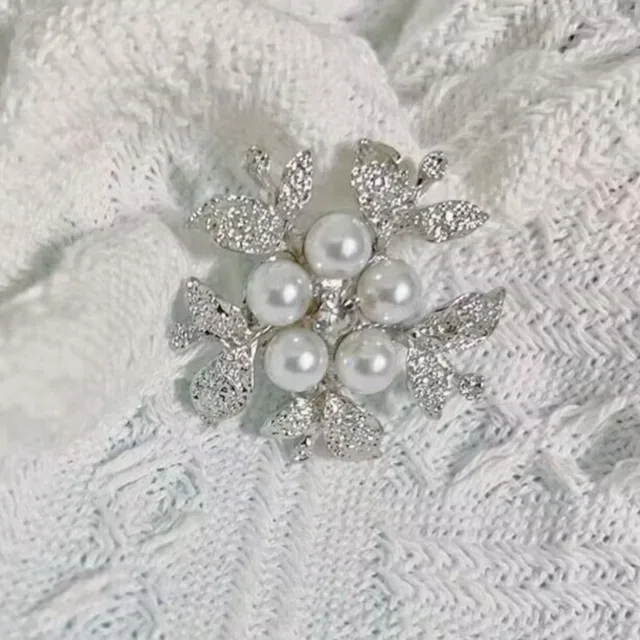 New Bridal Wedding Accessories Simulated Pearl Rhinestones Flower Brooches Women Elegant Fashion Brooch Pins New Jewelry Brooche 2