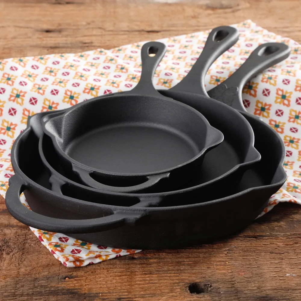 

The Pioneer Woman Timeless Beauty Cast Iron Set, 3-Piece Fry Pans,Kit De Cocina,Cook Ware Pan,Pots and Pans Set for Kitchen