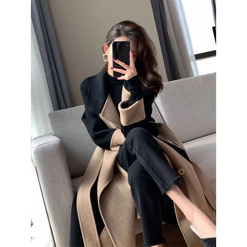 Рисунок 5 - Женское длинное винтажное пальто