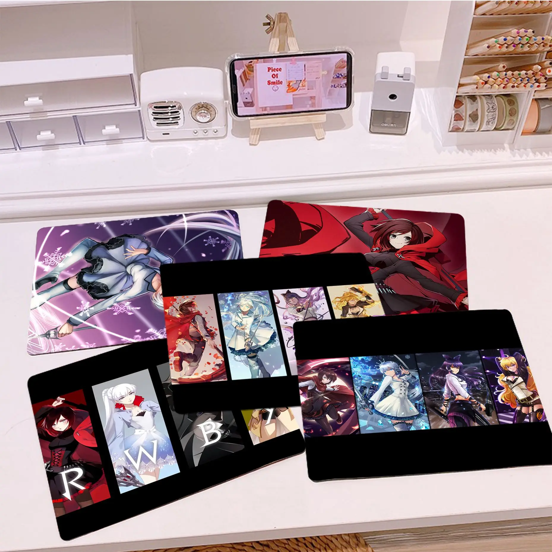 

Anime R-RWBYS Mousepad Small Office Computer Desk Mat Table Keyboard Big Mouse Pad Laptop Cushion Non-slip Deskpad Home Decor