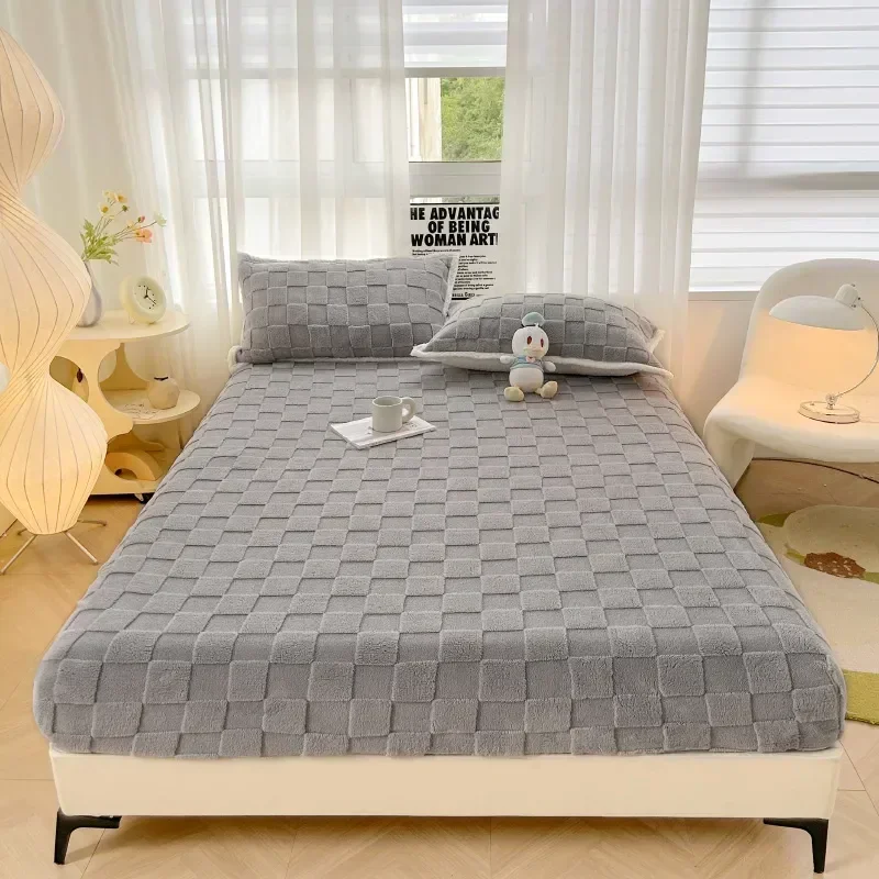 Milk Velvet Fitted Sheet Soft Comfortable Fleece Bed Cover Autumn Winter Mattress Protector Cover Bedsheet Solid Color 6
