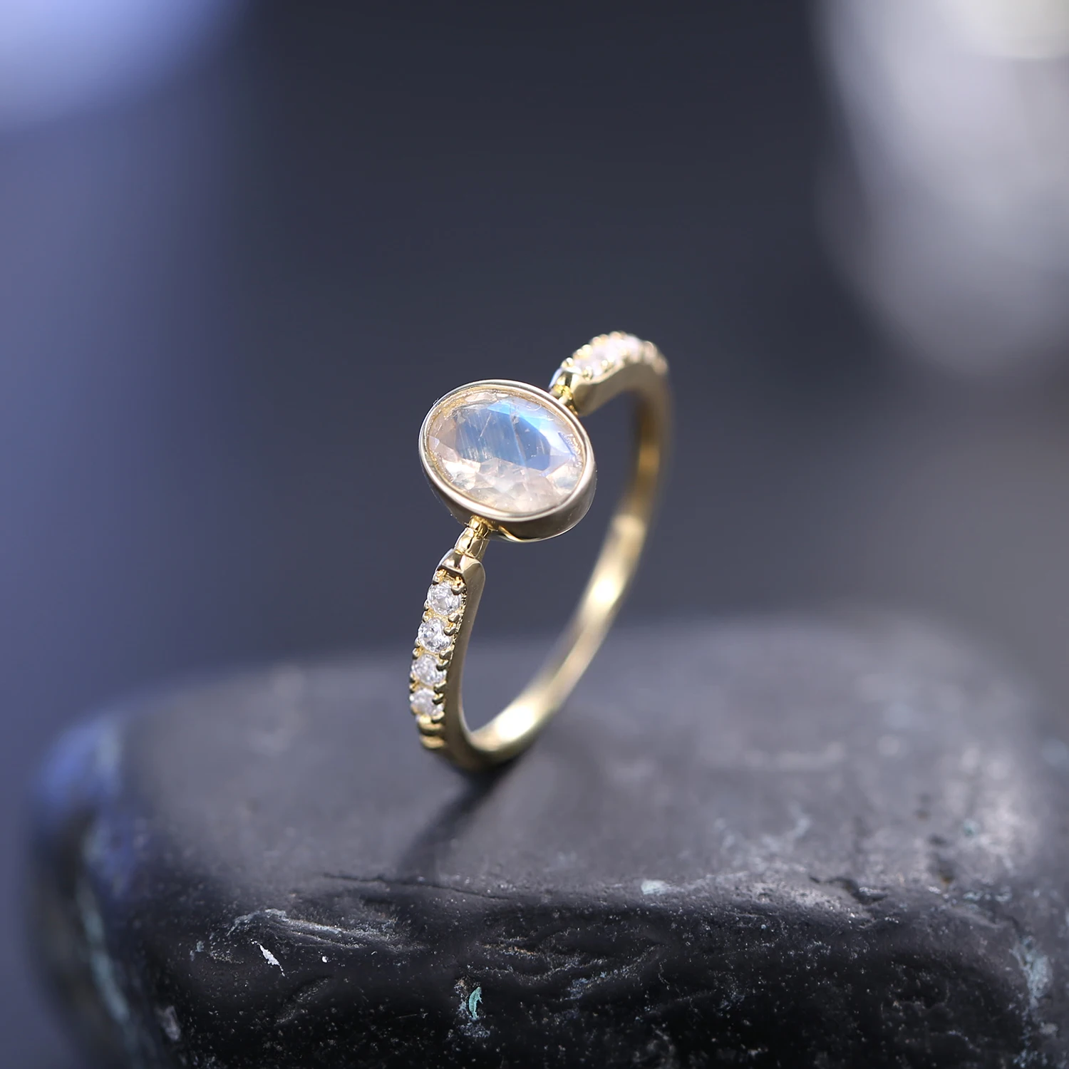 925 Sterling Female Moonstone Engagement Ring GEM'S BALLET 925