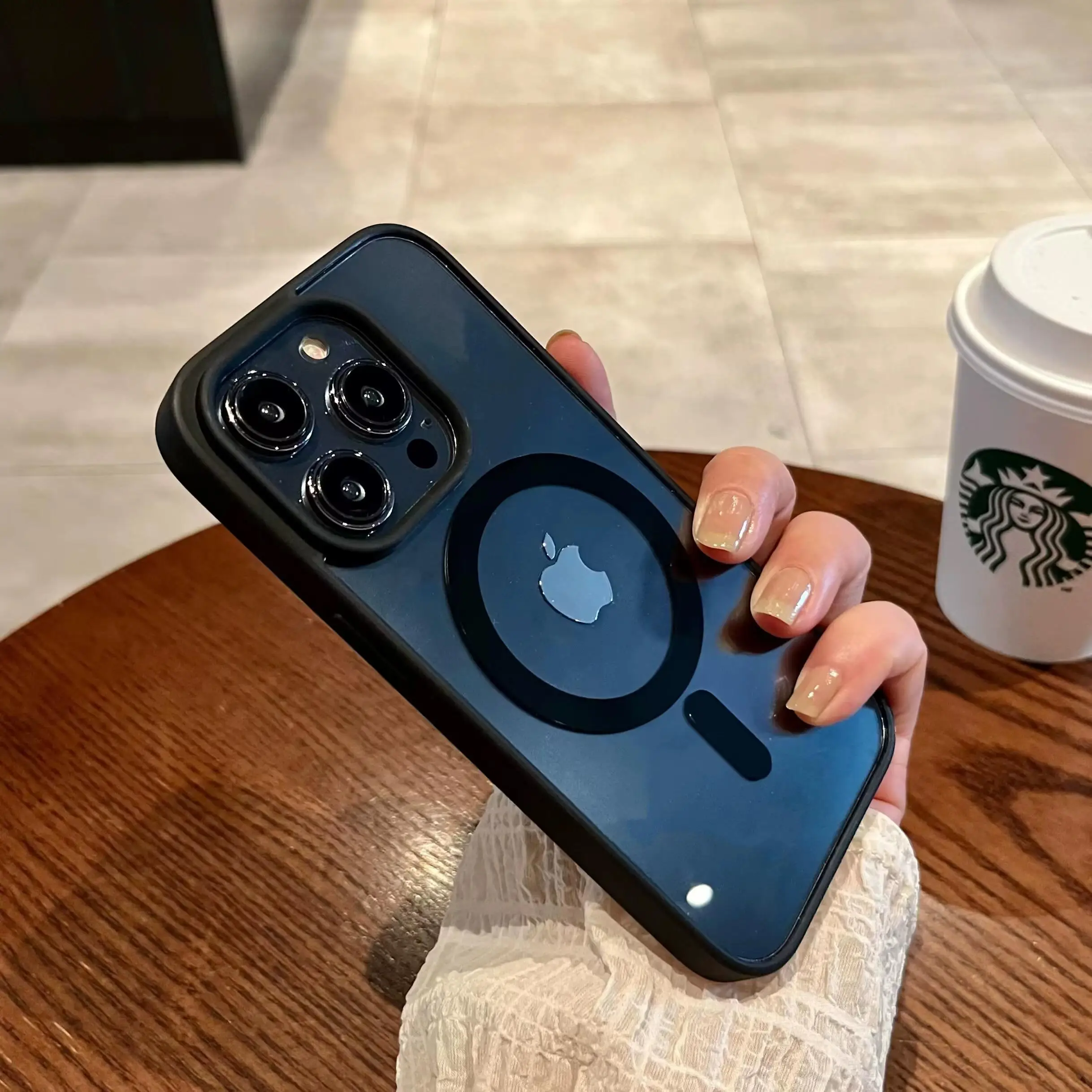 Deluxe Magnetic Clear Wireless Charging Case with Shockproof Protection