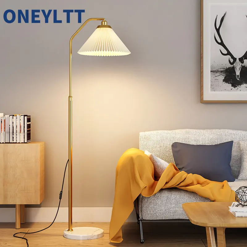 

Светодиодный ная Напольная Лампа для гостиной, простая современная креативная светодиодная Напольная Лампа для спальни, домашнее освещение в Северном европейском и американском стиле