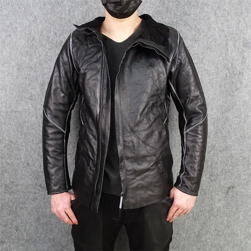 Мужская авангардная шуба из натуральной кожи, черная плиссированная Шуба с белыми линиями, асимметричная, из натуральной кожи, 100% Мужская авангардная шуба из натуральной кожи, черная плиссированная Шуба с белыми линиями, асимметричная, из натуральной кожи, 100%