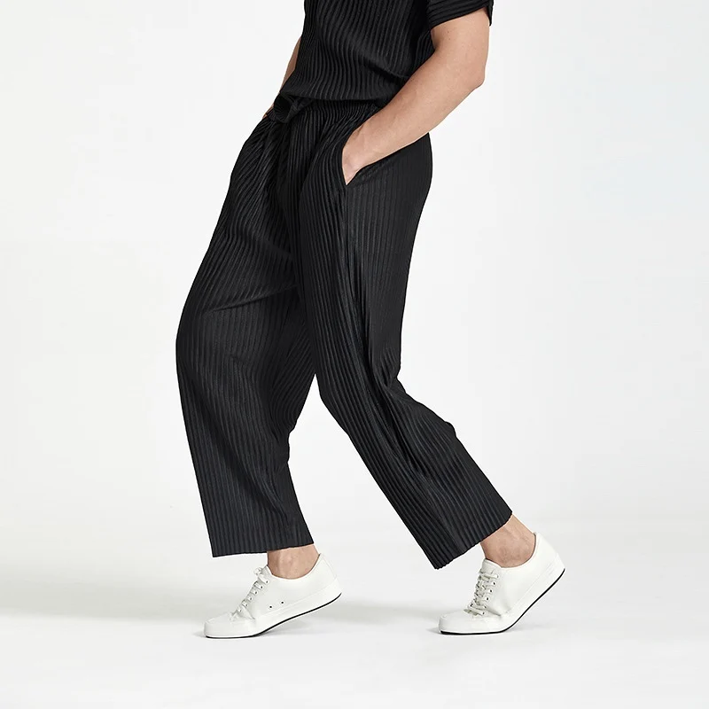 Summer Casual Pants Men Fashion Black Gray Straight Pants Men Streetwear Korean Loose Pleated Pants Mens Ice Silk Trousers S-2XL 4