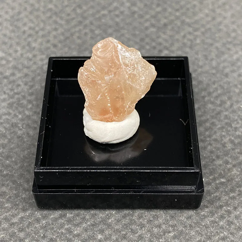 100%  Natural citrine Mineral Specimens Stones and Crystals Healing Crystal from China +Box size:27*27*25mm