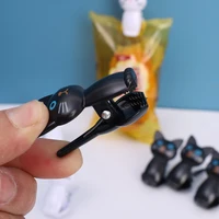 16/2PCS Food Bag Sealing Clips Cartoon Cat Portable Plastic Snack Clamp Towel Note Picture Fixed Clip Home Kitchen Storage Clamp 5