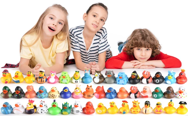 10Pcs/lot Kids Bath Toy Rubber Duck Indoor Bathroom Tub & Outdoor Beach Pool Water Park Toy Kawaii Color Duck Baby Fun Toy Gift 1