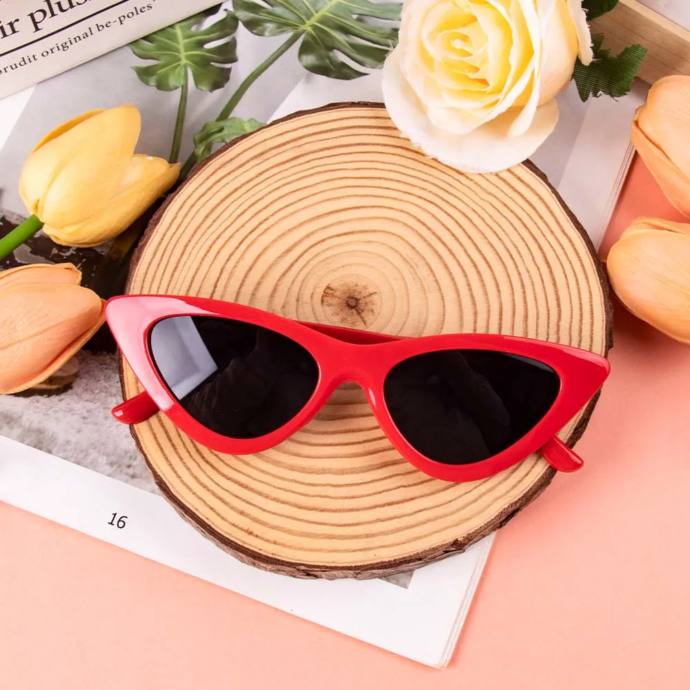8 Paar weiße schwarze Sonnenbrillen für Party, Hochzeit, Team, Braut, Trauzeugen, Geschenke, Junggesellenabschied, Brautparty, Dekorationszubehör – Detail 7