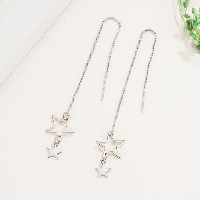찬란한 별빛을 담은 매력적인 스타 귀걸이