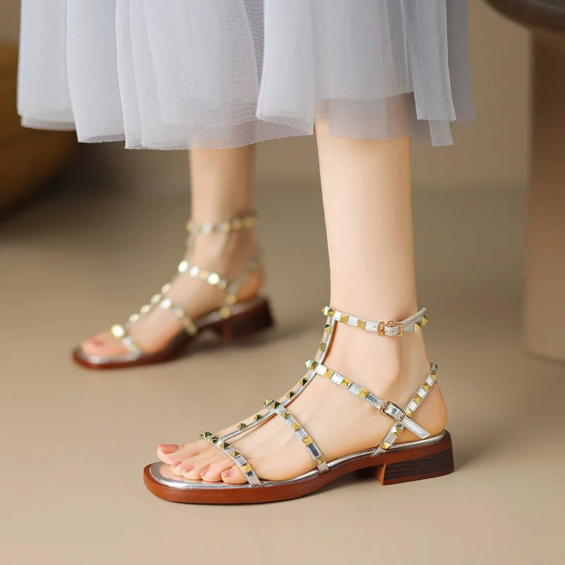 

Phoentin Gladiator Punk Rivets Decor Narrow Ankle Strap sandals Women mid heel Summer open toe Beach Shoes rome sandal FT2774