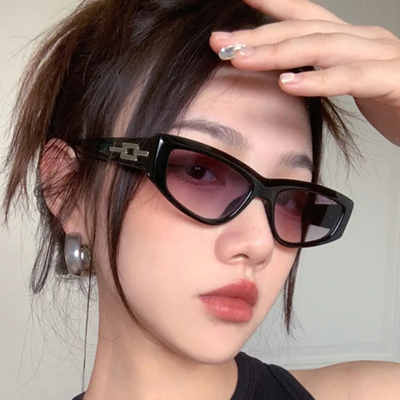 

RBRARE Luxury Cat Eye Sunglasses Women Small Frame Vintage Sun Glasses Men Fashion Brand Classic Retro Black Gafas De Sol Mujer