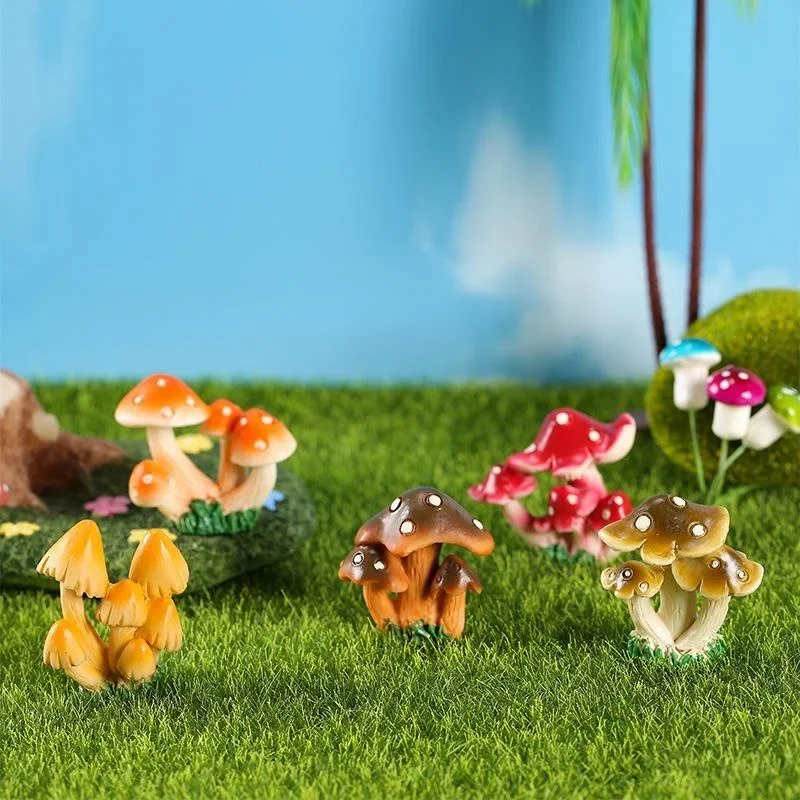 Cute Resin Mushroom Sculpture Fairy Garden Mini Ornaments Mushrooms Figurines Crafts Indoor Outdoor Decor (1 Pcs)