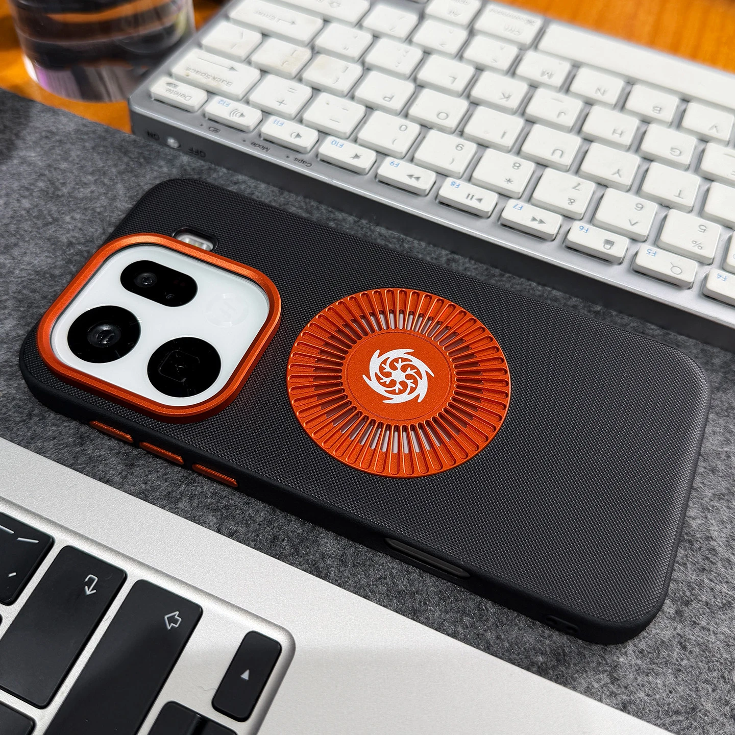Premium Heat Dissipation Cooling Leather Magnetic Case with Metal Camera Cover
