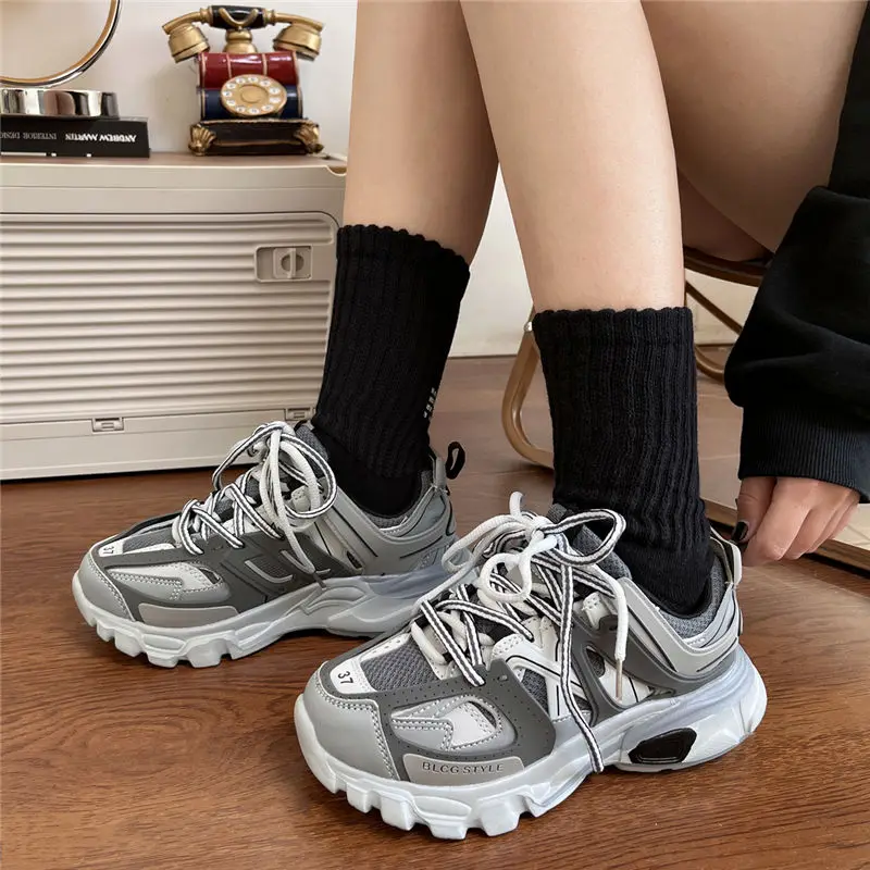Size 41 42 Women's Casual Sports Shoes Men Stylish Brand Design Ladies Chunky Sneakers Thick Sole Tennis Shoes 43 44 Big Size 4