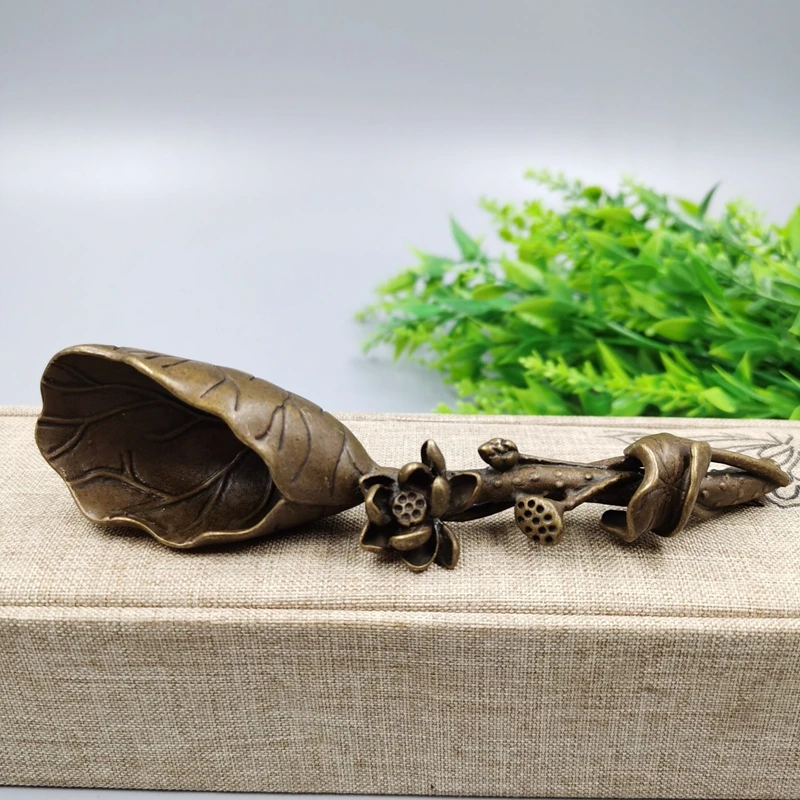 

Antique miscellaneous bronze ware Pure copper lotus leaf tea spoon handicraft folk customsOld goods tea ceremony tea set