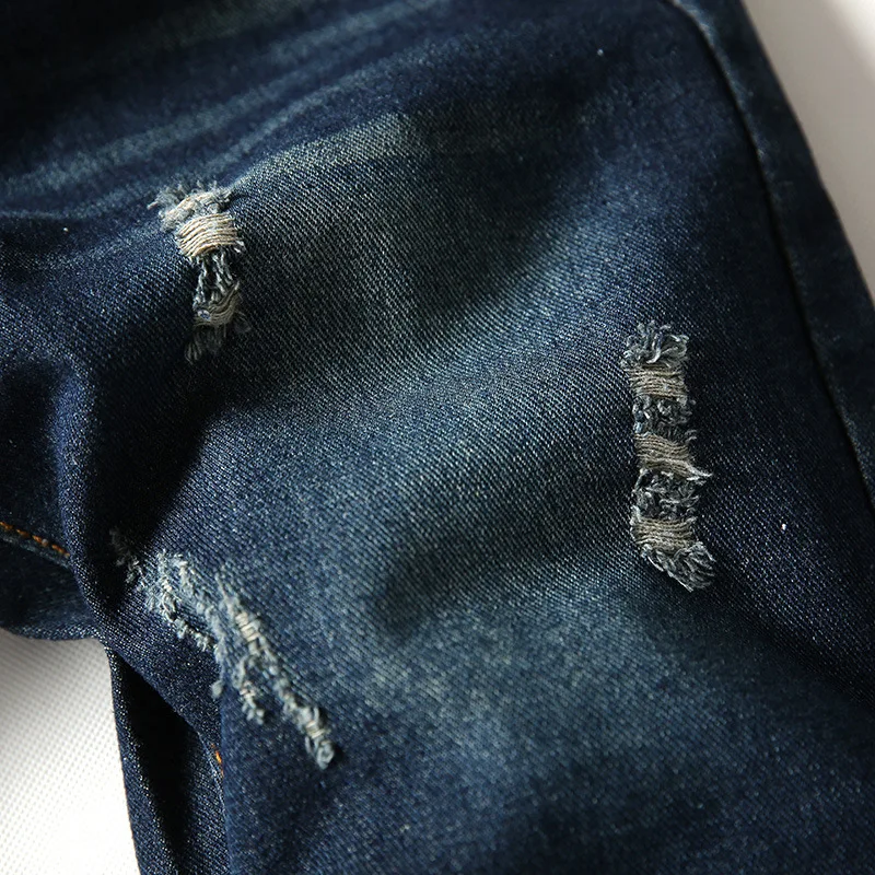 Рисунок 4 - Новинка 2023, мужские джинсовые шорты