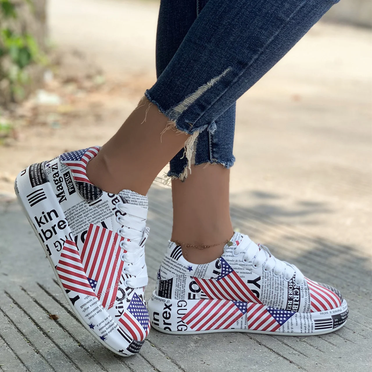 

Colorful Shoes Sexy 2023 New Couple Shoes Super Hot Graffiti Thick Sole Elevated Sports Casual Board Shoes