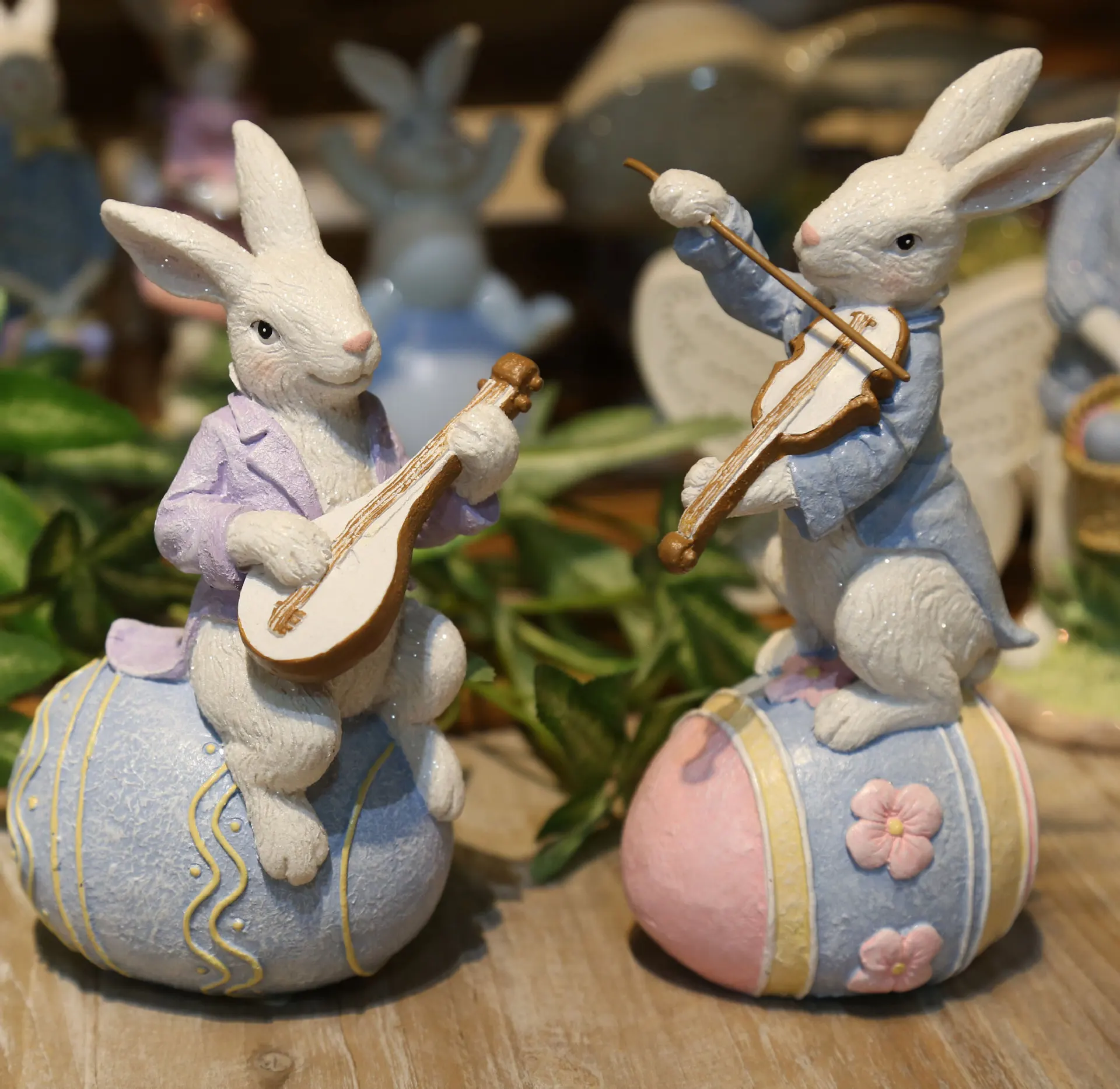 

Easter Bunny Decoration Cute Musician Rabbit Statues with Easter Eggs for Home Office Party