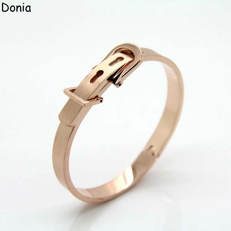 

Donia Jewelry European and American Fashion Creative Belt Buckle Titanium Couple Punk Bracelet