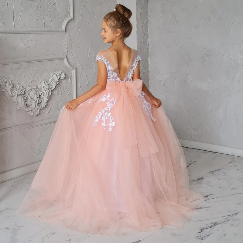 

Pink Flower Girl Dresses Tulle Puffy Lace Applique With Bow V-back Sleeveless For Wedding Birthday Party First Communion Gowns