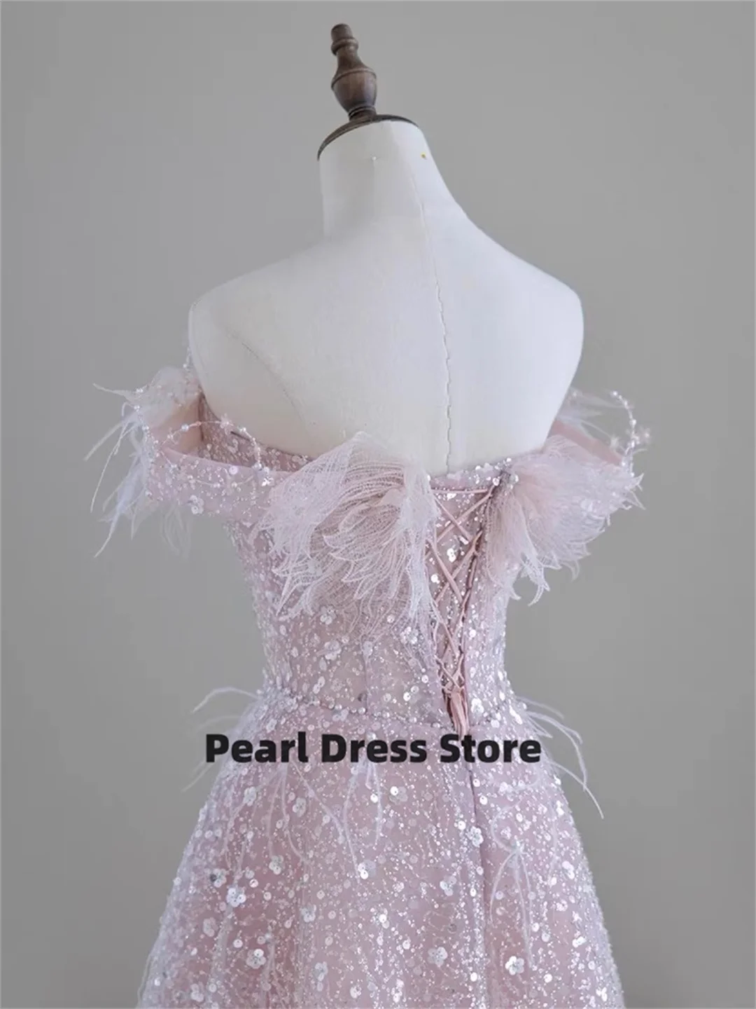 Różowa błyszcząca suknia wieczorowa od podłogi do podłogi luksusowa formalna okazja na jedno ramię na wieczorny bal