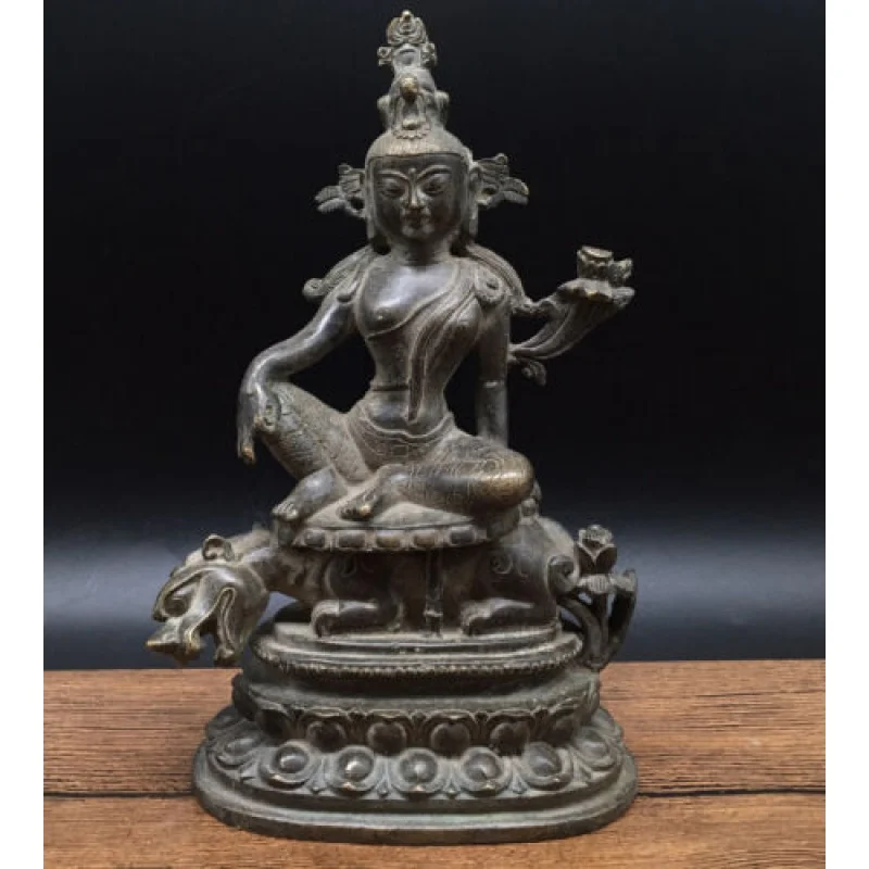 

Antique Bronze Gilt Lion's Roar Water moon Sit Beast Kwan-yin Tara Buddha Statue