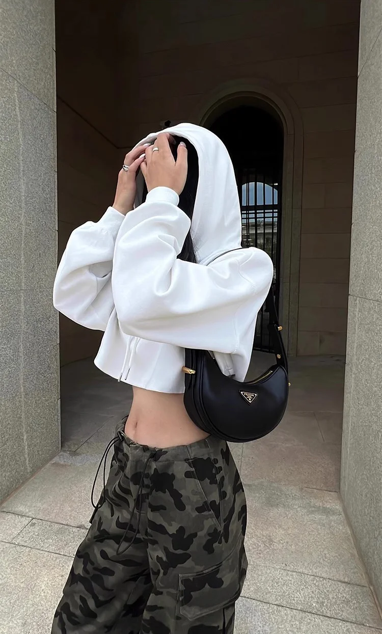 Women’s Hooded Pullover Sweater