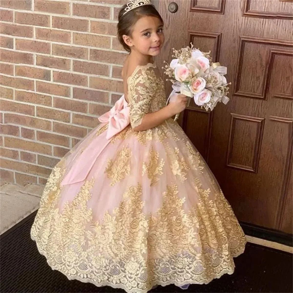 

Flower Girl Dress Pink Tulle Puffy Champagne Gold Lace Bow Belt Backless Luxury Wedding First Communion Birthday Party Ball Gown