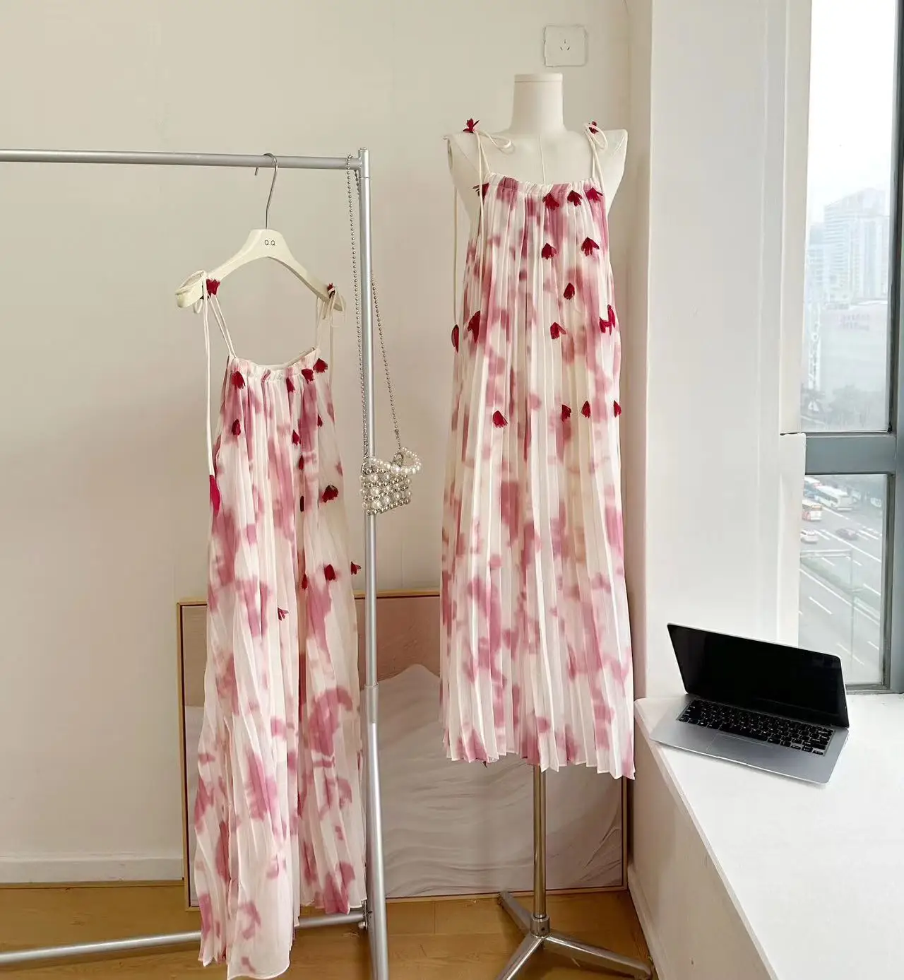 

French Style Robe Tie Dye High Quality Strap Dress Summer Hepburn Loose Halter Neck Mid length Fairy Dresses