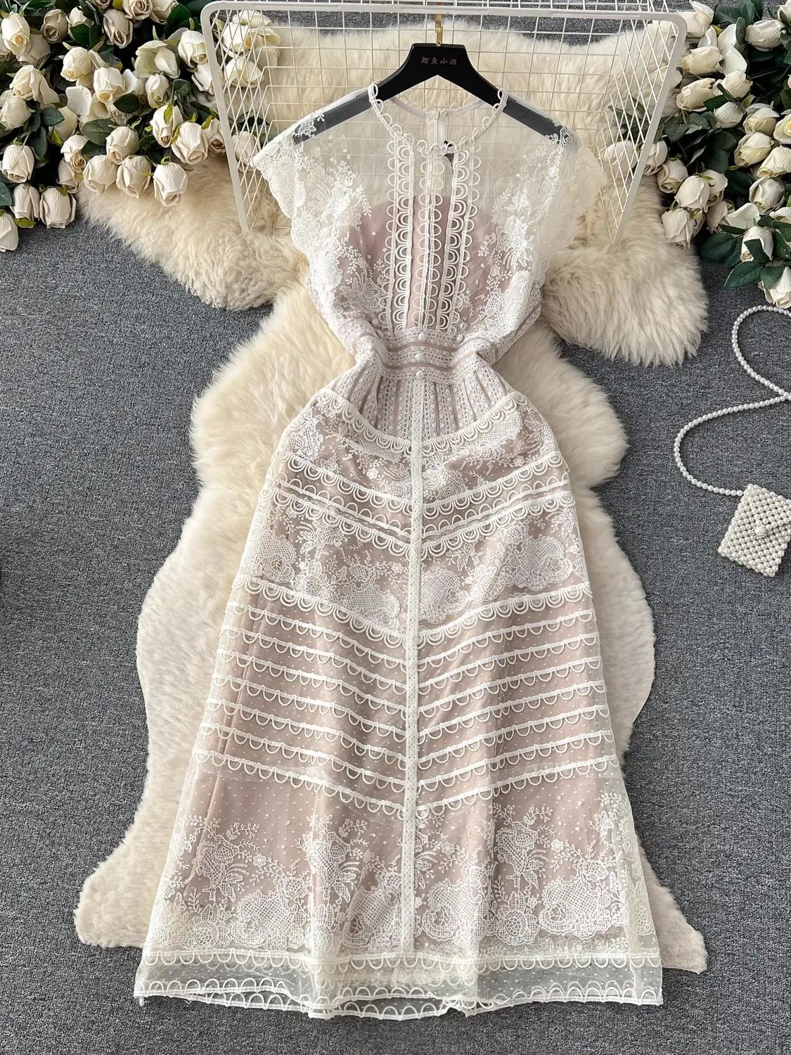Women's Elegant Romantic Sunset Date Sweet Lace Trim Net Mesh Fitted Dress