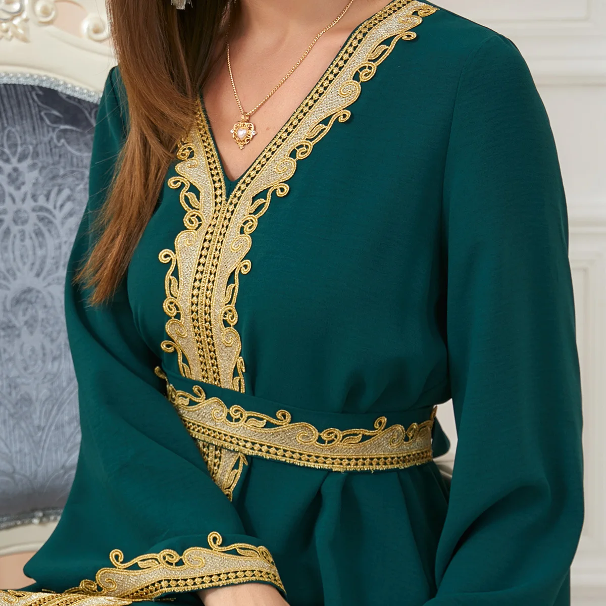 Dresses For Muslim Women Lace Embroidery V-Neck Long Sleeve Party Maxi Dress With Belt Elegant Moroccan Kaftan Turkey Wears