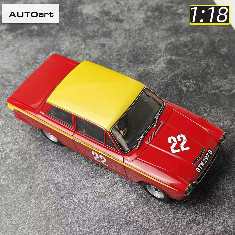 AUTOART 1/18 LOTUS CORTINA MK I CLASS WINNER OF 1964 BUDAPEST