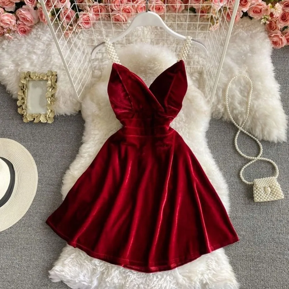 Elegant Pearl Strap Velvet Slim Sling Dress High Waist V-neck Velvet Princess Dress Sleeveless Thin Chelly Gold Dress Summer