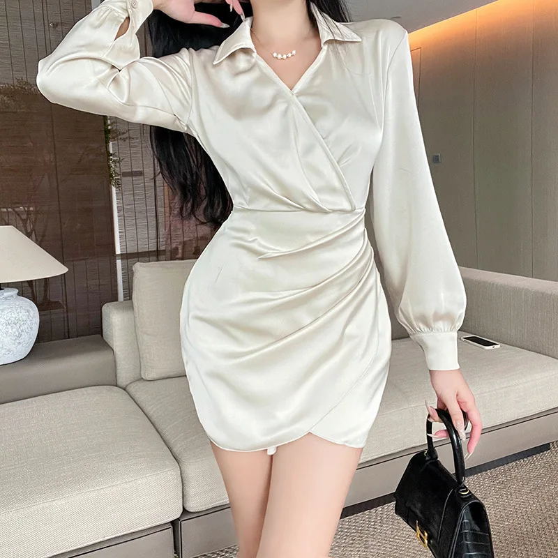 

2024 Spring/Summer Women's Temperament Skirt Set V-neck Pleated Shirt High Waist Skirt Elegant Fashion Two Piece Set